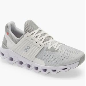 On Cloudswift glacier womens size 7.5